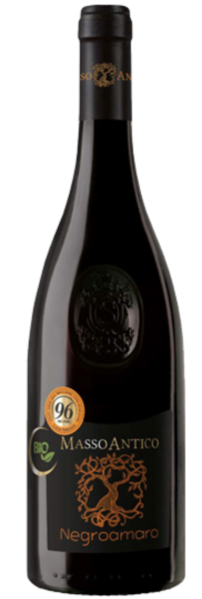 Masso Antico Negroamaro organic red wine bottle from Salento, Puglia, Italy